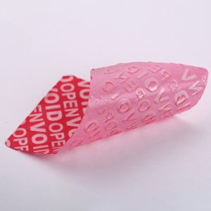 Nhãn màu đỏ mờ không lem